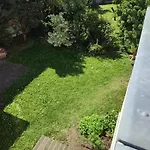 Large House With Parking, 30 Min To Prague Center